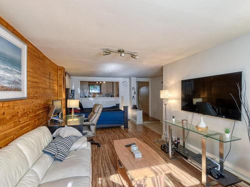 Autre - 5 7E Rue, Montréal (Pierrefonds-Roxboro), QC - Indoor Photo Showing Living Room