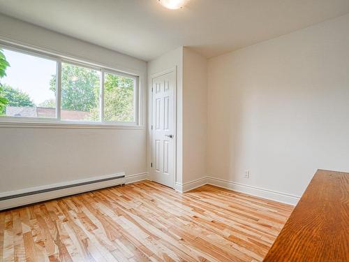 Bedroom - 5 7E Rue, Montréal (Pierrefonds-Roxboro), QC - Indoor Photo Showing Other Room