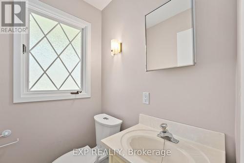 27 South River Road, Georgina, ON - Indoor Photo Showing Bathroom