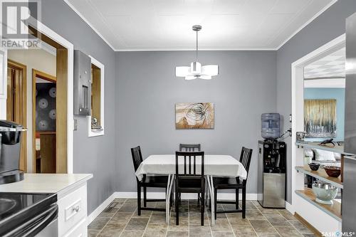 2474 Elliott Street, Regina, SK - Indoor Photo Showing Dining Room