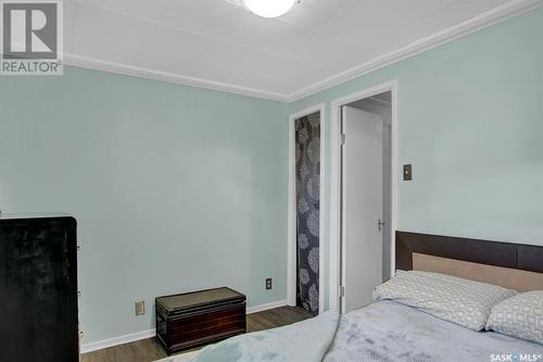 2474 Elliott Street, Regina, SK - Indoor Photo Showing Bedroom