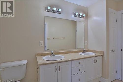 535 Windflower Crescent Unit# 28, Kitchener, ON - Indoor Photo Showing Bathroom