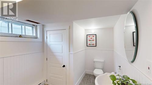 981 Smythe Street, Fredericton, NB - Indoor Photo Showing Bathroom