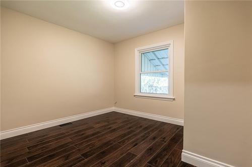 166 East 34Th Street, Hamilton, ON - Indoor Photo Showing Other Room