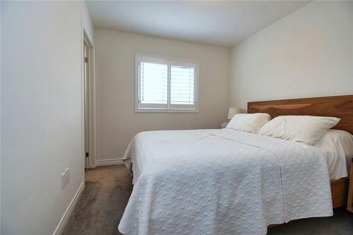 36 Radison Lane, Hamilton, ON - Indoor Photo Showing Bedroom