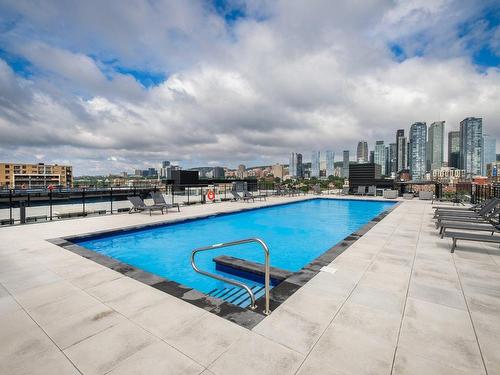 Pool - 419B-1400 Rue Ottawa, Montréal (Le Sud-Ouest), QC - Outdoor With In Ground Pool With View
