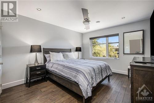 129 Wesley Avenue, Ottawa, ON - Indoor Photo Showing Bedroom