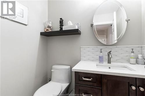 330 Grande Vallee, Dieppe, NB - Indoor Photo Showing Bathroom