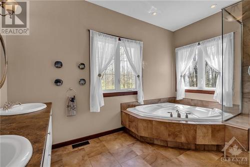 2022 Bouvier Road, Clarence-Rockland, ON - Indoor Photo Showing Bathroom