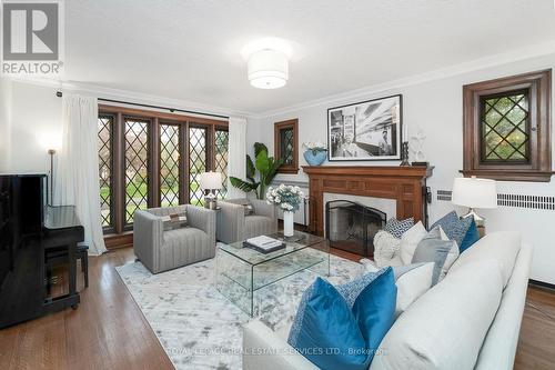 909 Royal York Road, Toronto, ON - Indoor Photo Showing Living Room With Fireplace
