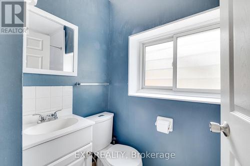 45 Hohner Avenue, Kitchener, ON - Indoor Photo Showing Bathroom
