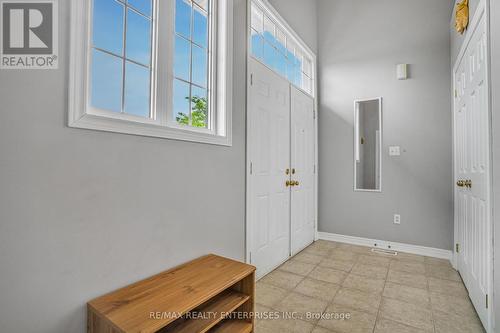 200 Regatta Drive, Welland, ON - Indoor Photo Showing Other Room