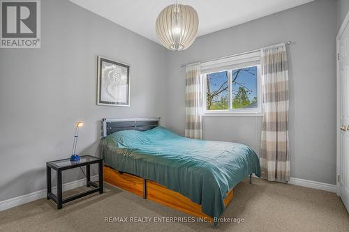 200 Regatta Drive, Welland, ON - Indoor Photo Showing Bedroom