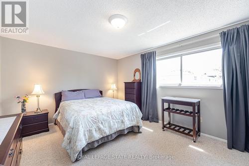 42 - 1455 Garth Street, Hamilton, ON - Indoor Photo Showing Bedroom