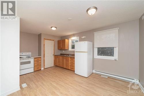 1315 Laurier Street, Rockland, ON - Indoor Photo Showing Kitchen
