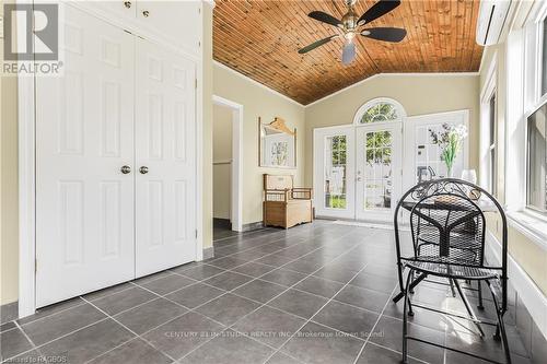 72234 Lakeshore Drive, Bluewater, ON - Indoor Photo Showing Other Room