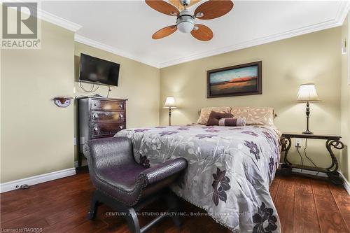 72234 Lakeshore Drive, Bluewater, ON - Indoor Photo Showing Bedroom