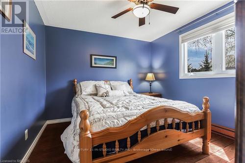 72234 Lakeshore Drive, Bluewater, ON - Indoor Photo Showing Bedroom