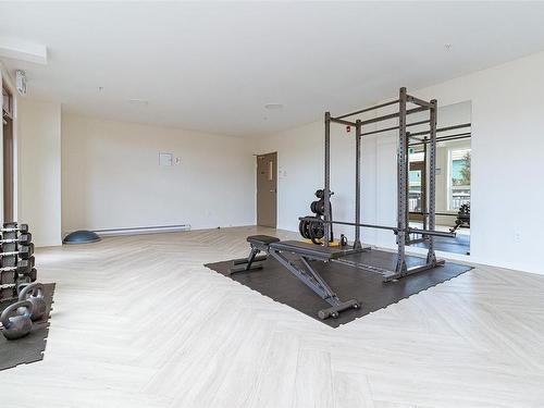 401-842 Orono Ave, Langford, BC - Indoor Photo Showing Gym Room
