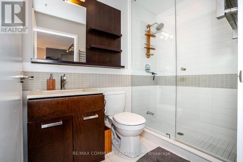 2406 - 295 Adelaide Street W, Toronto, ON - Indoor Photo Showing Bathroom