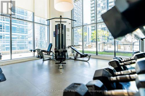 2406 - 295 Adelaide Street W, Toronto, ON - Indoor Photo Showing Gym Room