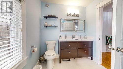 117 Forest Road, St. John'S, NL - Indoor Photo Showing Bathroom
