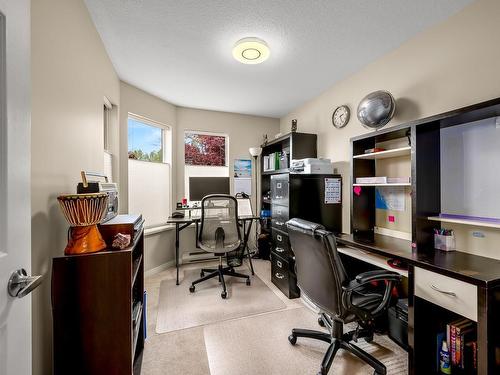 102-1400 Tunner Dr, Courtenay, BC - Indoor Photo Showing Office