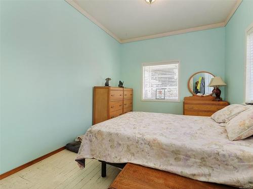 596 Donovan Ave, Colwood, BC - Indoor Photo Showing Bedroom
