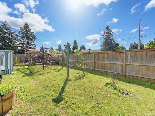 596 Donovan Ave, Colwood, BC - Outdoor With Backyard