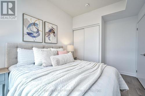 907 - 38 Honeycresp Crescent, Vaughan, ON - Indoor Photo Showing Bedroom