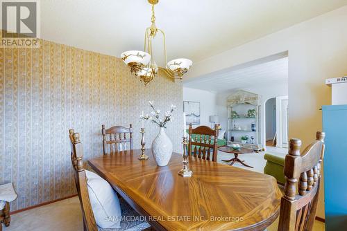 634 Hyacinthe Boulevard, Mississauga, ON - Indoor Photo Showing Dining Room