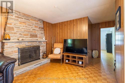 634 Hyacinthe Boulevard, Mississauga, ON - Indoor Photo Showing Other Room
