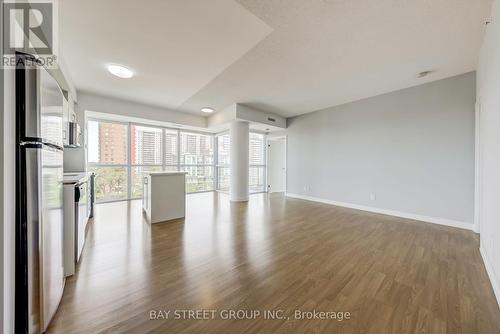 604 - 5101 Dundas Street W, Toronto, ON - Indoor Photo Showing Other Room