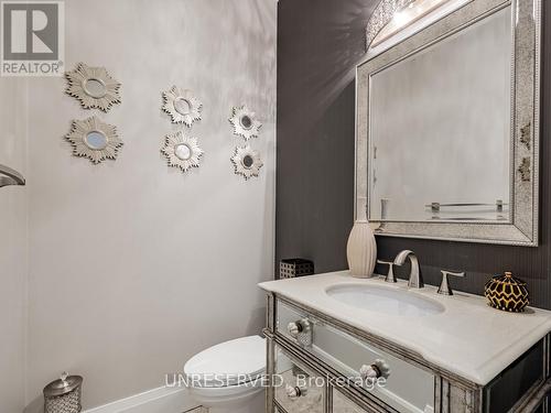 193 Autumn Hill Boulevard, Vaughan, ON - Indoor Photo Showing Bathroom