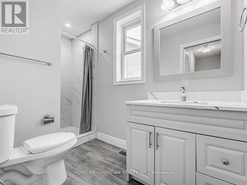 21 East Road, Toronto, ON - Indoor Photo Showing Bathroom