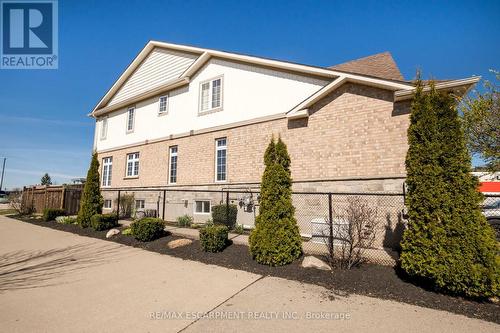 68 Browview Drive, Hamilton, ON - Outdoor