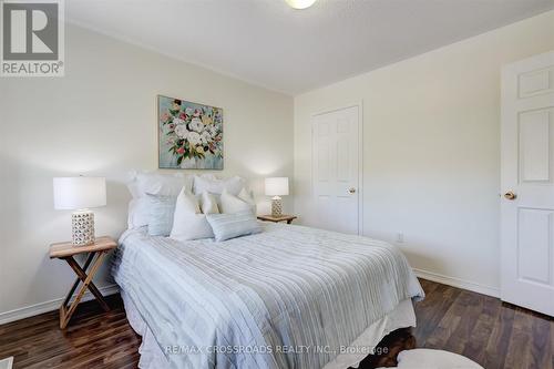 75 Lewis Honey Drive, Aurora, ON - Indoor Photo Showing Bedroom