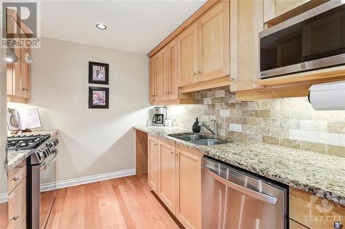 90 George Street Unit#1503, Ottawa, ON - Indoor Photo Showing Kitchen With Double Sink With Upgraded Kitchen