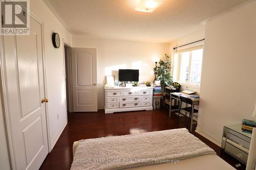 395 Peter  Rupert Avenue N, Vaughan, ON - Indoor Photo Showing Bedroom