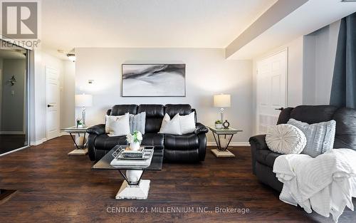 802 - 8 Fead Street, Orangeville, ON - Indoor Photo Showing Living Room