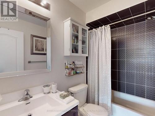 41 Lou Pomanti Street, Toronto, ON - Indoor Photo Showing Bathroom