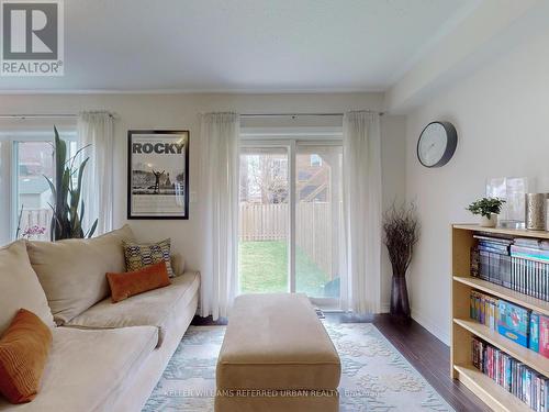 41 Lou Pomanti Street, Toronto, ON - Indoor Photo Showing Living Room