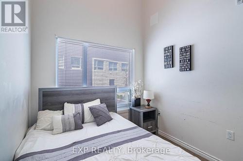G116 - 275 Larch Street, Waterloo, ON - Indoor Photo Showing Bedroom