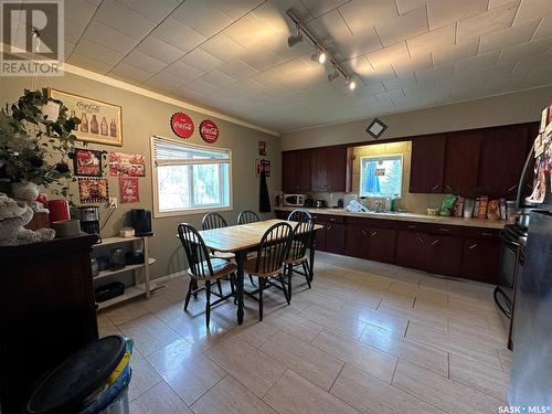205 3Rd Avenue, Meacham, SK - Indoor Photo Showing Dining Room