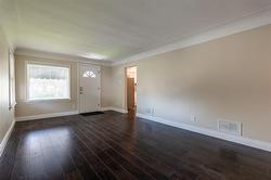 Main living room upper unit - 