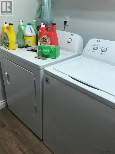9 Bogey Dr, Timmins, ON - Indoor Photo Showing Laundry Room