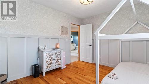 275 4Th Street Crescent, Hanover, ON - Indoor Photo Showing Bedroom