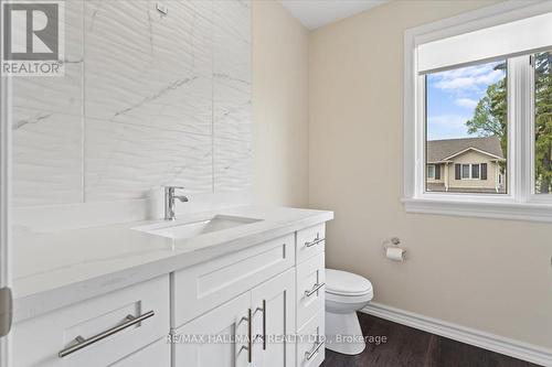 1 - 1616 Pelham Street, Pelham, ON - Indoor Photo Showing Bathroom