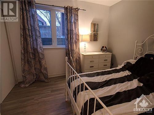 414 Nepean Street Unit#G, Ottawa, ON - Indoor Photo Showing Bedroom
