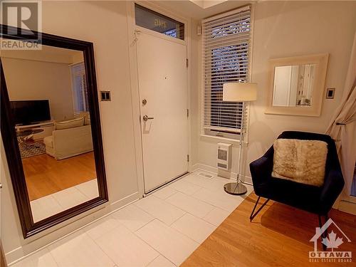414 Nepean Street Unit#G, Ottawa, ON - Indoor Photo Showing Other Room